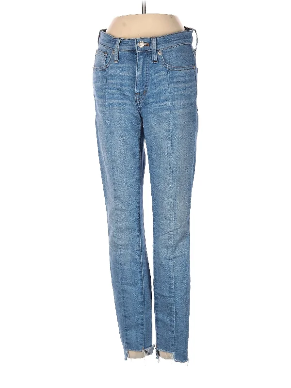 High-Rise Straight-leg Jeans in Light Wash