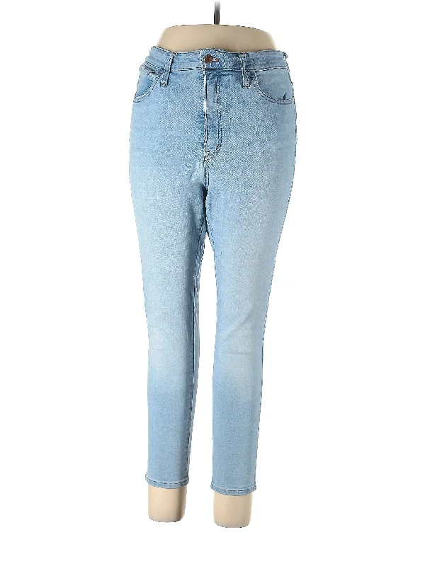 High-Rise Straight-leg Jeans in Light Wash