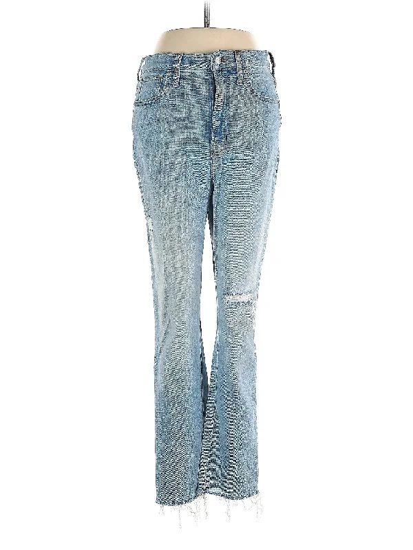 Low-Rise Bootleg Jeans in Light Wash