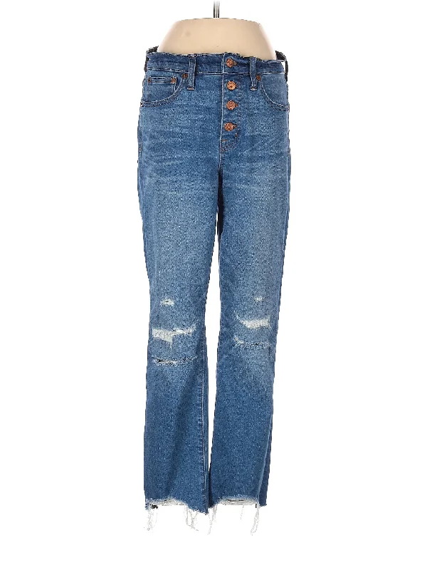 Low-Rise Bootleg Jeans in Medium Wash