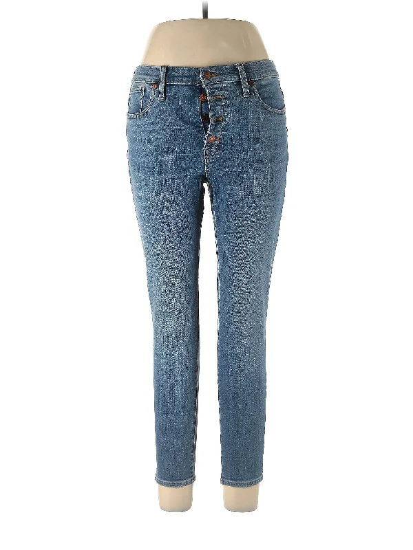 Mid-Rise Skinny Jeans in Medium Wash