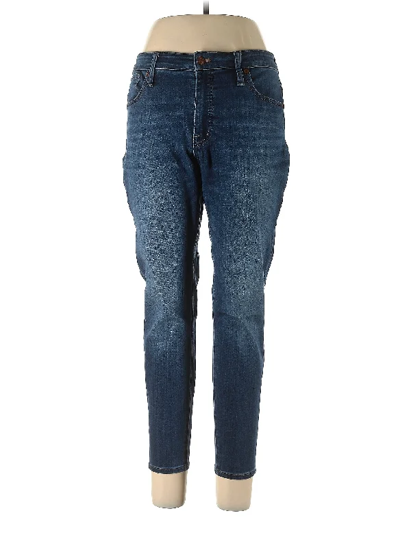 Straight-leg Jeans in Dark Wash