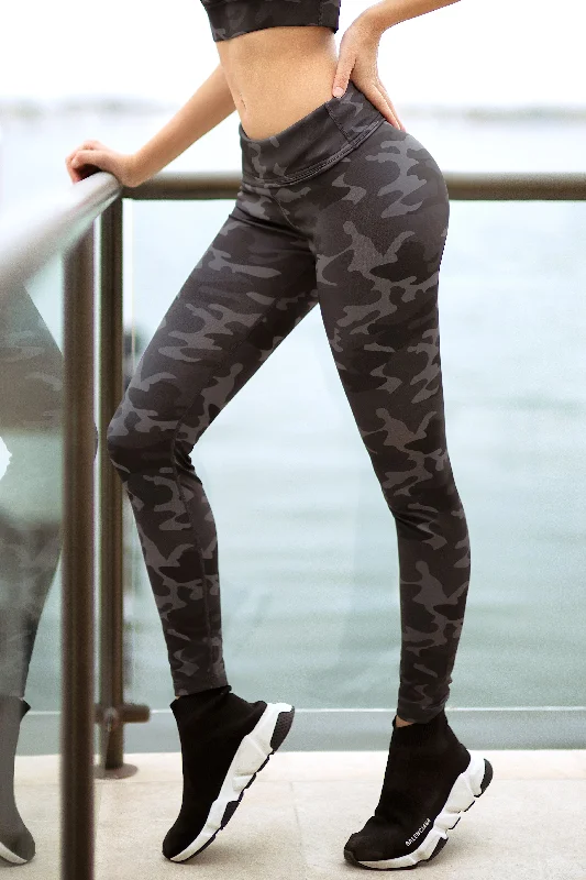 Dark Camo Active Leggings