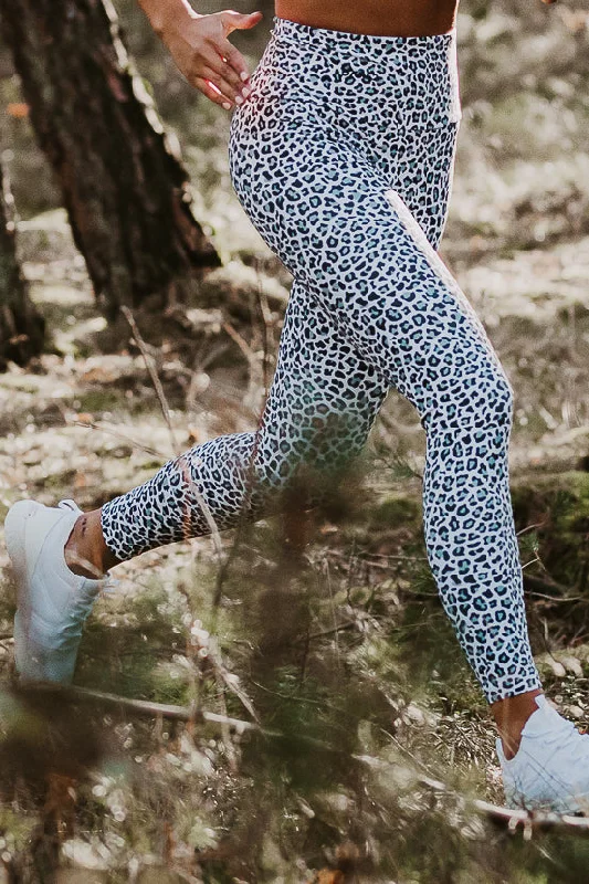 Snow Leopard High-Waisted Tights