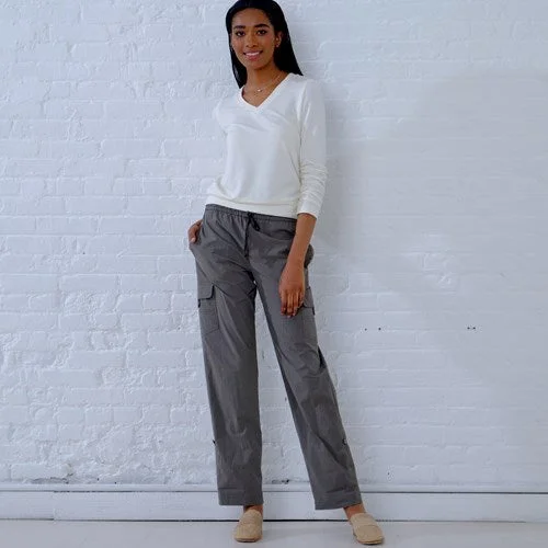 New Look Trousers and Top N6644