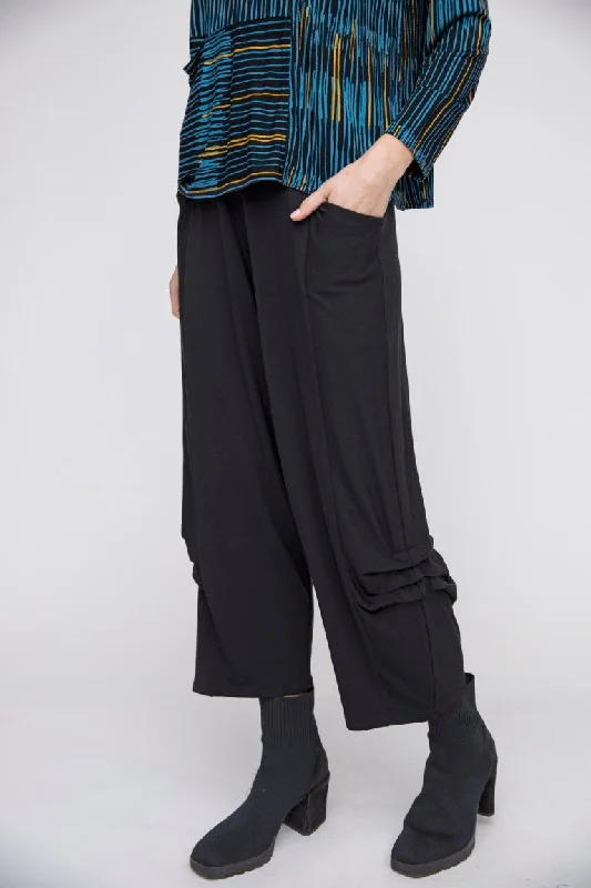 Side Pleat Pant